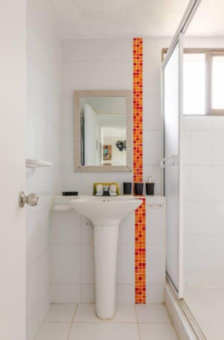 Apartamento Hermoso Piso10 Con Salida Directa A La Playa Increible En Playa Rodadero